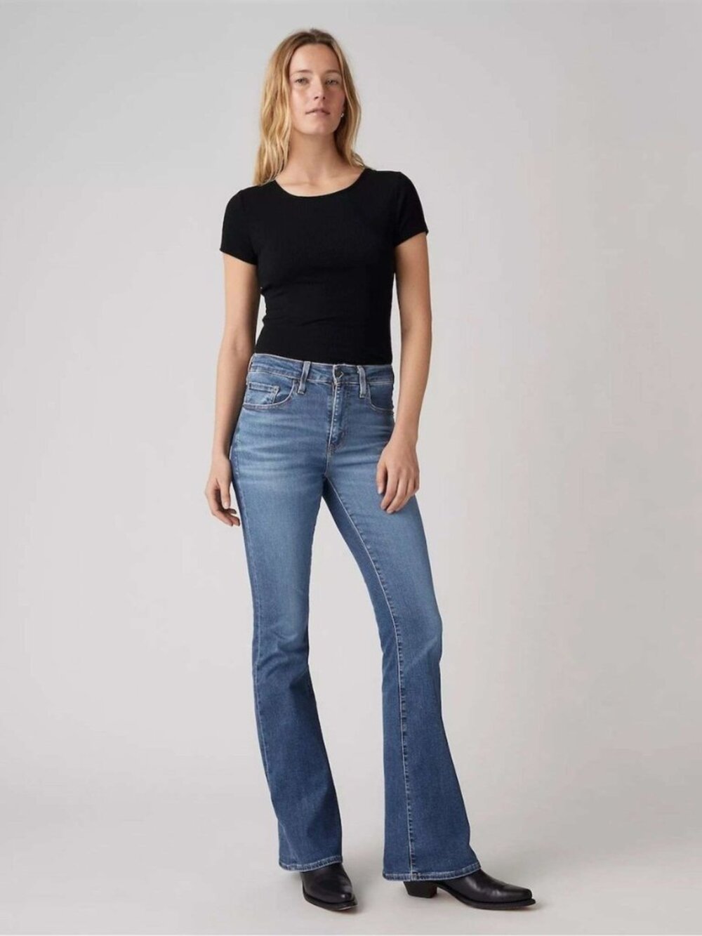 Levi's 726 High-Rise Flare Women's Jeans - 1474